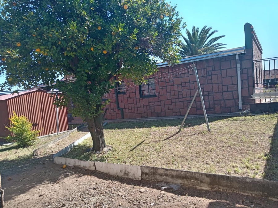 4 Bedroom Property for Sale in Mabopane Unit D North West